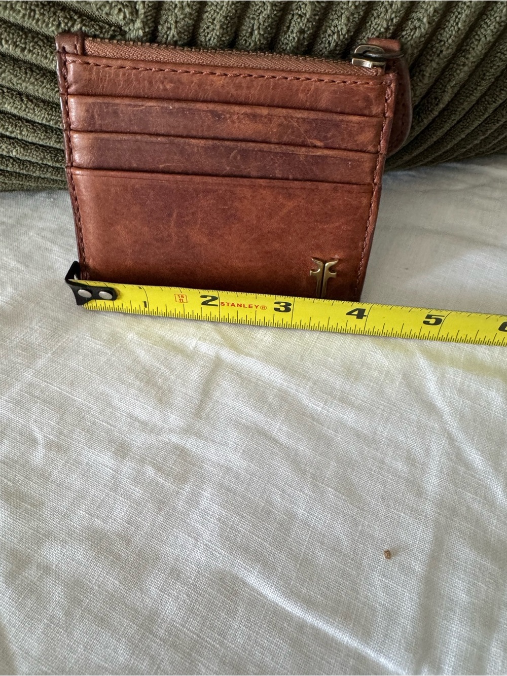 Frye Chestnut Brown Leather Card Holder with Zip - Picture 2 of 6